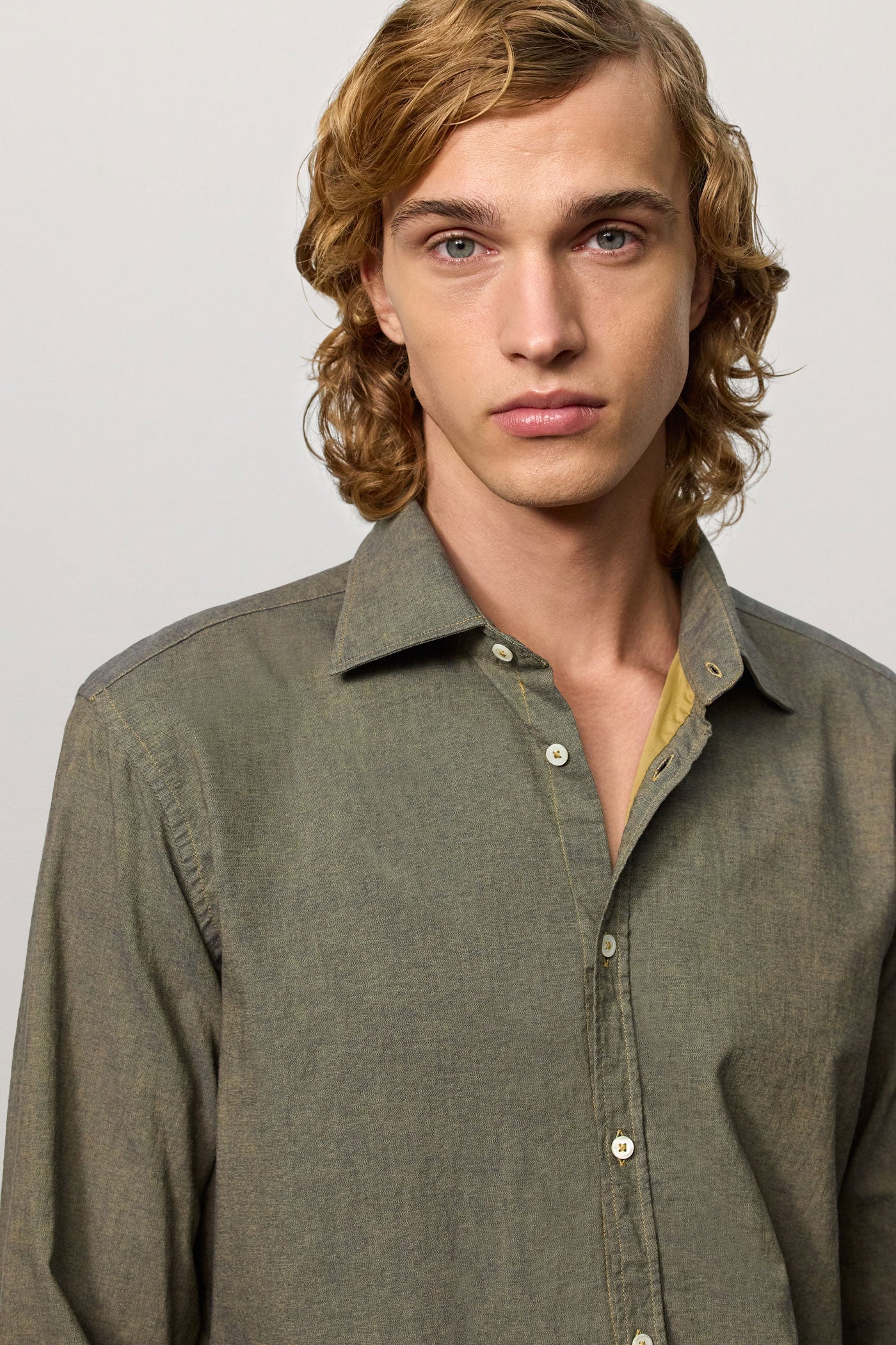 GENOVA Chambray Shirt